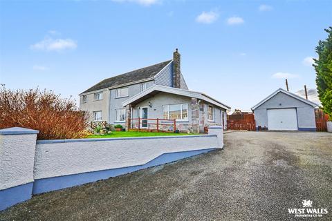 3 bedroom semi-detached house for sale, Parcllyn, Cardigan