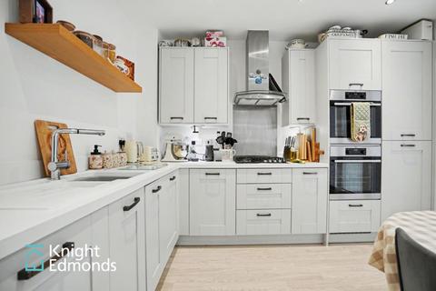 Broadclough Way, Maidstone, ME17