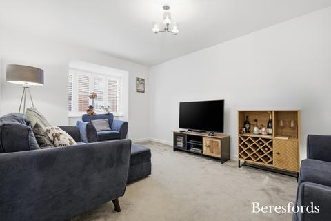 4 bedroom detached house for sale, Cobbins Brook Way, Dunmow, CM6