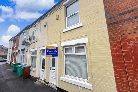 Grimston Road, Radford, NG7 5QW