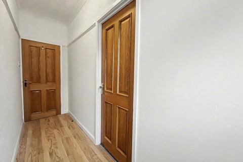 3 bedroom terraced house to rent, Grimston Road, Radford, NG7 5QW
