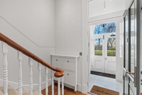 3 bedroom end of terrace house for sale, The Sergeants Mess, Colchester CO2