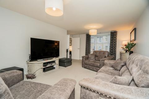 5 bedroom detached house for sale, Hinds Meadow, Lidlington, MK43