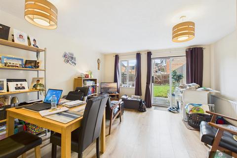 2 bedroom terraced house for sale, Bolton Road, Crawley RH10