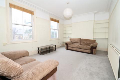 3 bedroom flat for sale, College Road, Bromley BR1