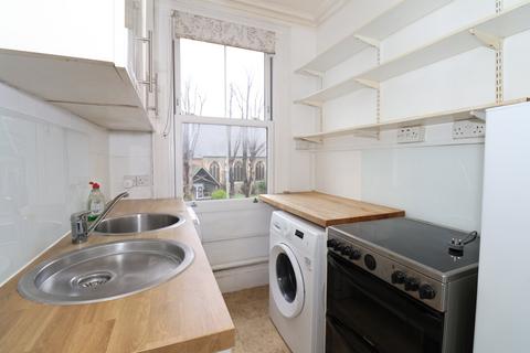 3 bedroom flat for sale, College Road, Bromley BR1