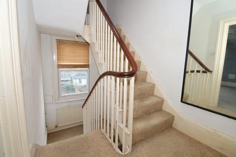 3 bedroom flat for sale, College Road, Bromley BR1