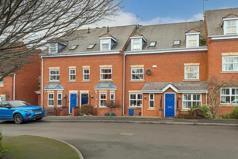 3 bedroom terraced house to rent, Charter Approach, WARWICK