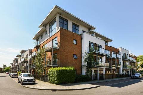 1 bedroom apartment to rent, Highfield Close, Hither Green, London, SE13