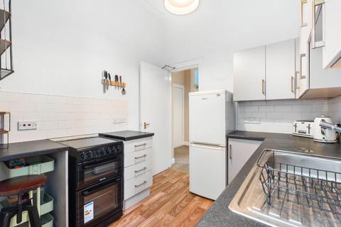 2 bedroom flat to rent, Dalry Road, Haymarket, Edinburgh, EH11