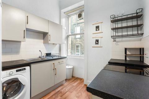 2 bedroom flat to rent, Dalry Road, Haymarket, Edinburgh, EH11
