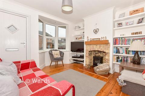 2 bedroom terraced house for sale, Alma Road, Aylesford ME20