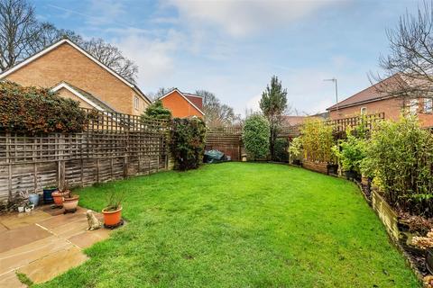 3 bedroom detached house for sale, Juniper Close, Limpsfield, Oxted