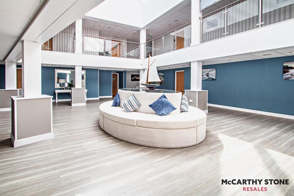 8596441-interior18-800.JPG
