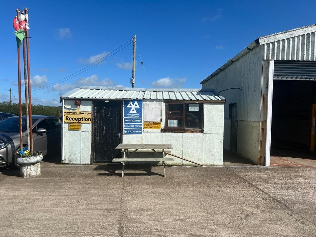 Garage