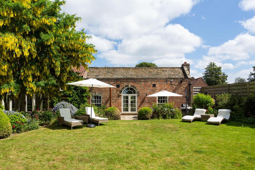 Garden - Sun Terrace