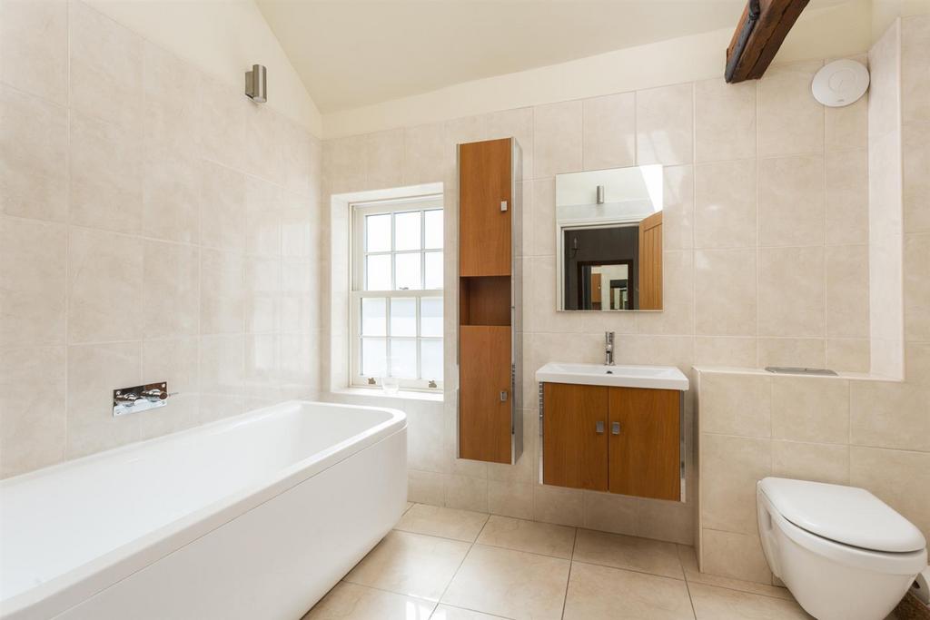 Bedroom 2 En Suite
