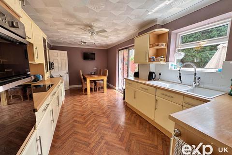 undefined, Conifer Drive, Meopham DA13