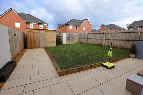 3 bedroom semi-detached house for sale, 105 Ffordd Y Spitfire, St Athan, Vale of Glamorgan, CF62 4HN