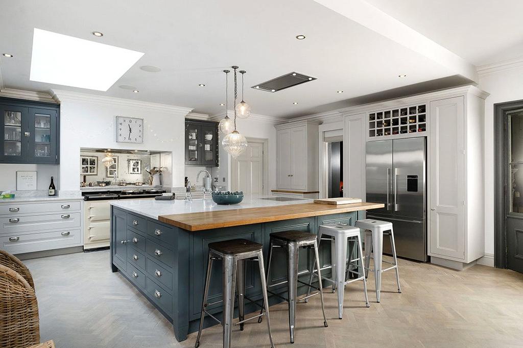 Kitchen/Dining