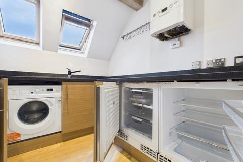 2 bedroom flat to rent, Pearson Park, HU5