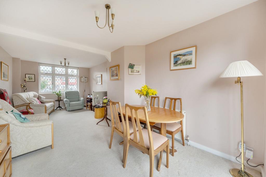 Sitting/Dining Room
