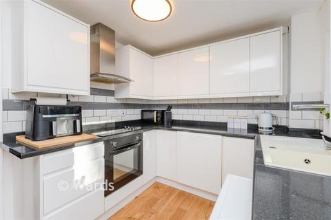 2 bedroom end of terrace house for sale, Trelawn Crescent, Chatham ME5