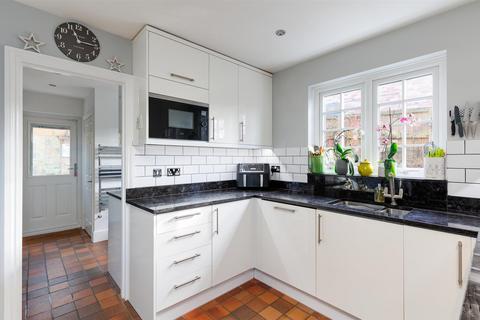 4 bedroom detached house for sale, Gurnard, Isle of Wight