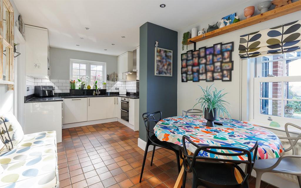Kitchen/Breakfast Room