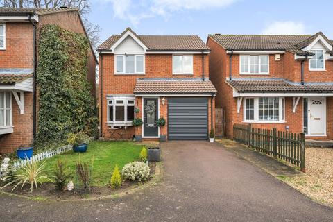 Sullivan Close, Shefford, SG17