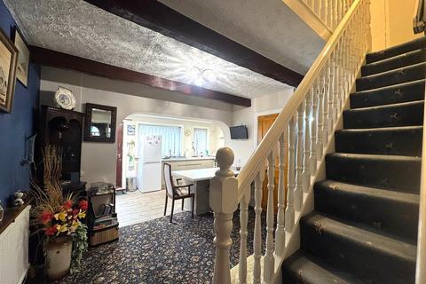 2 bedroom semi-detached house for sale, Medlock Road, Failsworth, Manchester