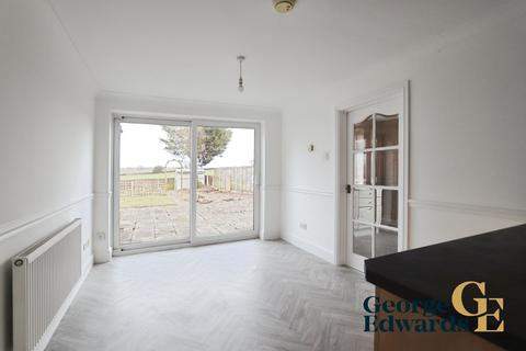 3 bedroom detached bungalow for sale, Measham Road, Oakthorpe, DE12 7RG.