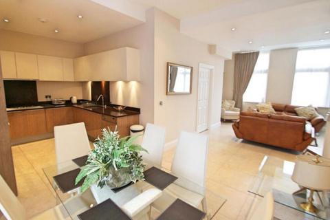 3 bedroom flat to rent, Washington House, WD23
