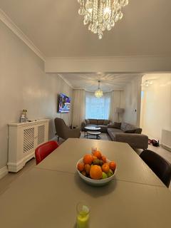 2 bedroom terraced house to rent, 2 Bedroom House For Rent in Edmonton London, N18