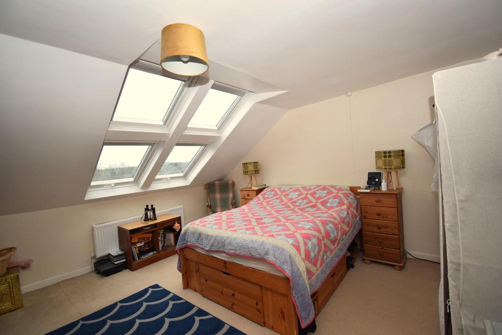 Bed4.JPG
