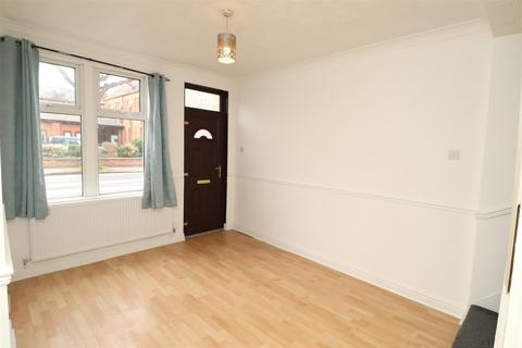 2 bedroom terraced house to rent, Manor Court Road, Nuneaton