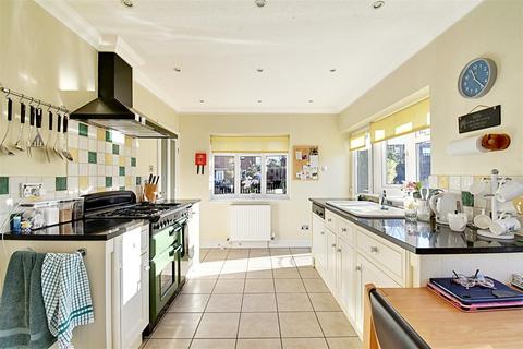 3 bedroom end of terrace house for sale, Calton Avenue, Hertford SG14