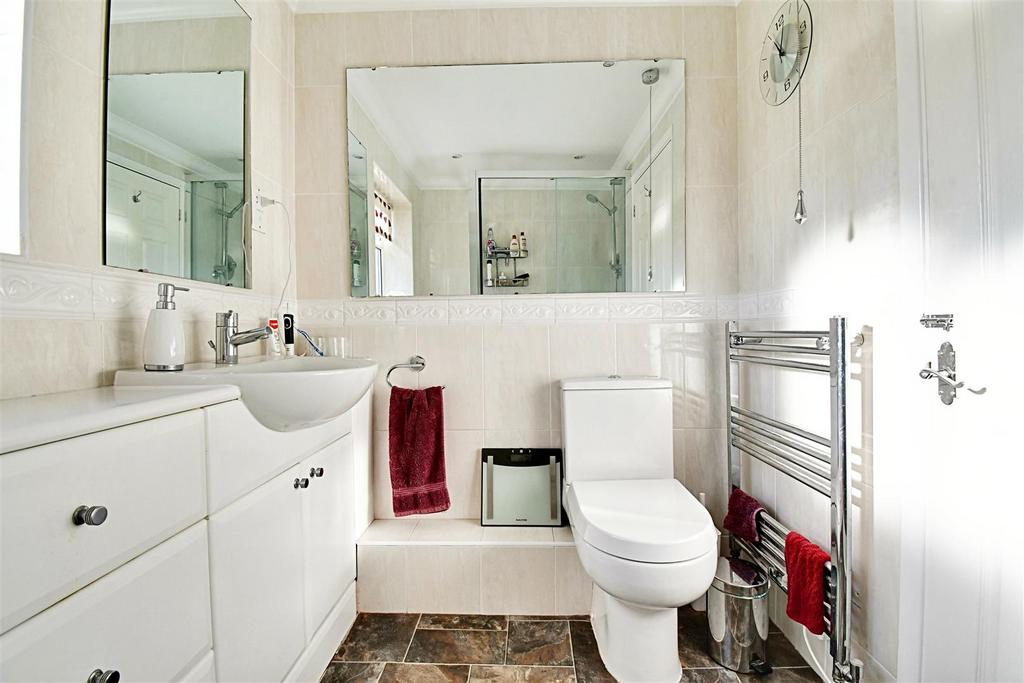 Shower Room 2.jpg