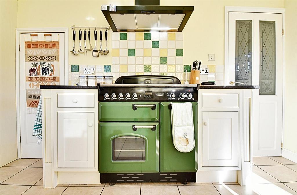 Range Oven.jpg