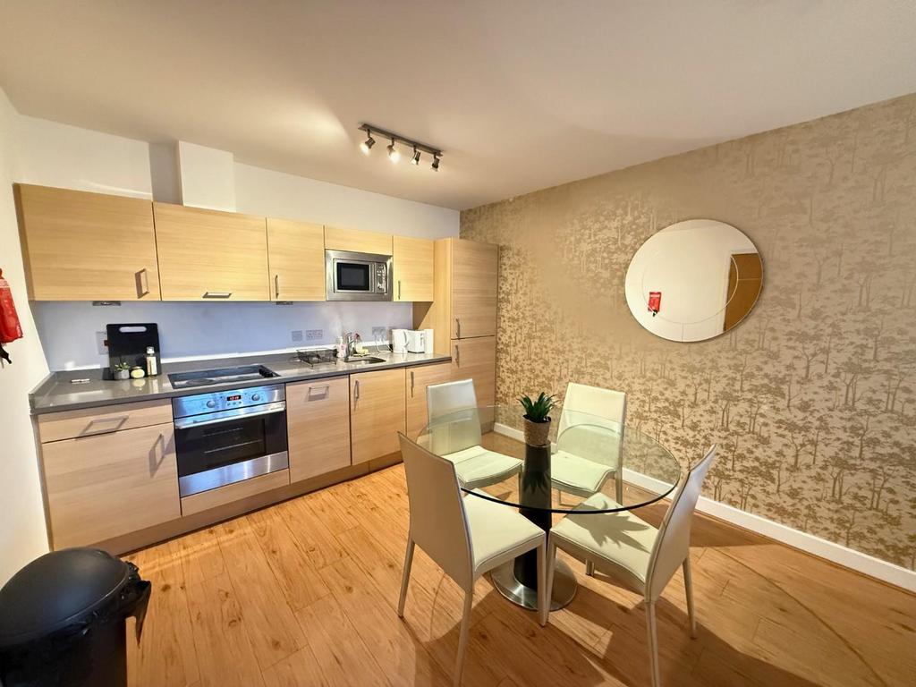 Kitchen v2.jpeg