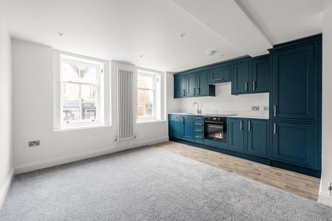1 bedroom apartment for sale, HIGH STREET, DORKING, RH4