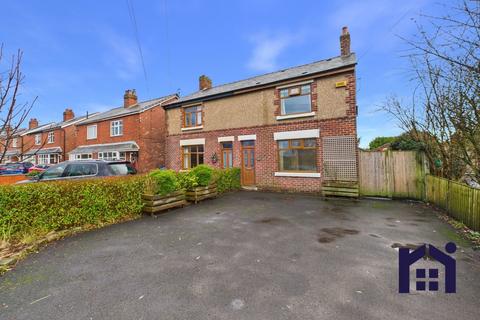 3 bedroom semi-detached house for sale, Southport Road, Leyland, PR26 8LP
