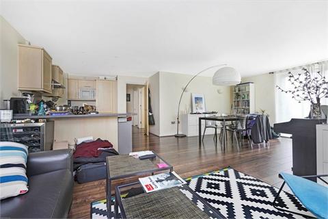 2 bedroom flat to rent, Longstone Court, 22 Great Dover Street, London, SE1