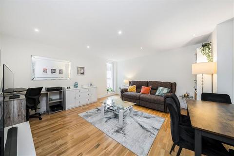 1 bedroom flat for sale, Great Suffolk Street, London SE1