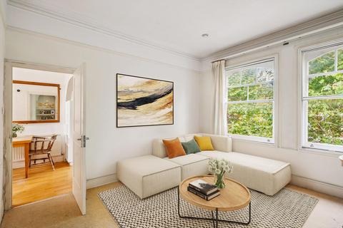 2 bedroom flat for sale, Prince of Wales Drive, London, SW11