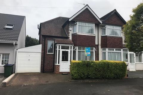 3 bedroom semi-detached house to rent, Hugh Road, Smethwick