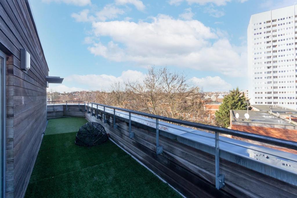 Wrap-Around Balcony