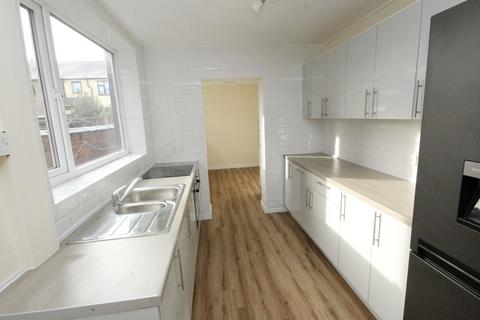2 bedroom terraced house to rent, Mercer Street, Newton-Le-Willows, WA12