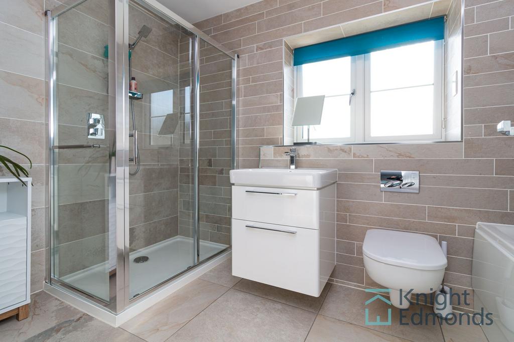 Bedroom 1 Ensuite
