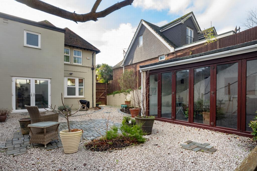 Garden room